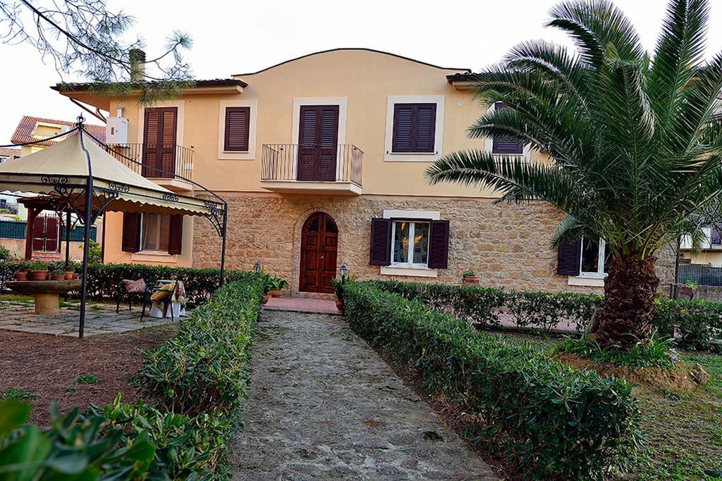 بياتْسا أرمارِنا Il Triclinio B&B المظهر الخارجي الصورة
