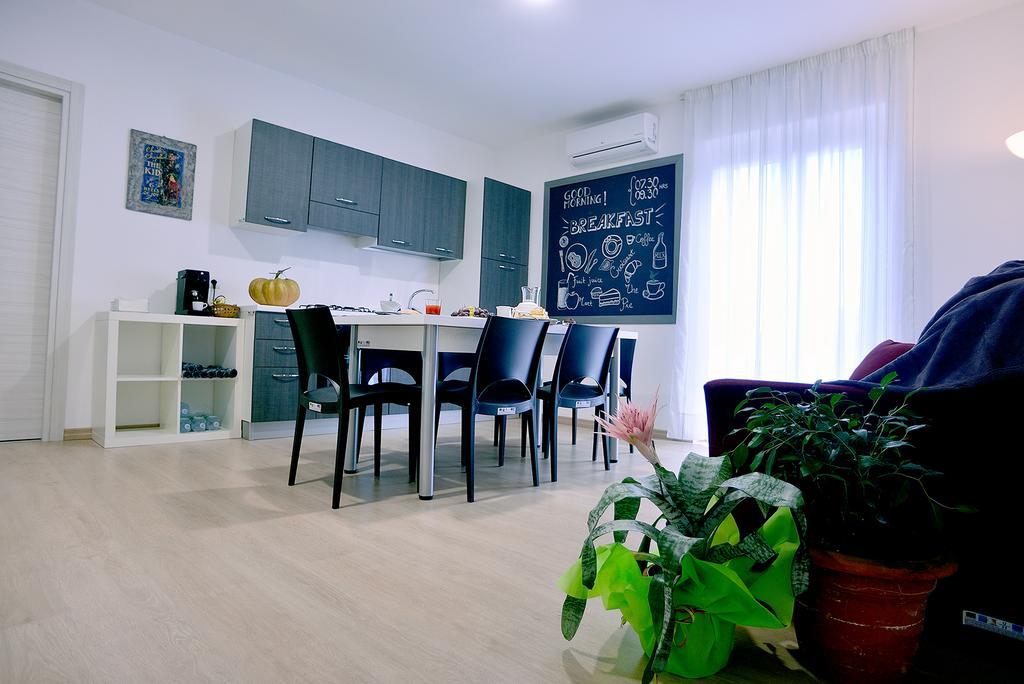 بياتْسا أرمارِنا Il Triclinio B&B المظهر الخارجي الصورة