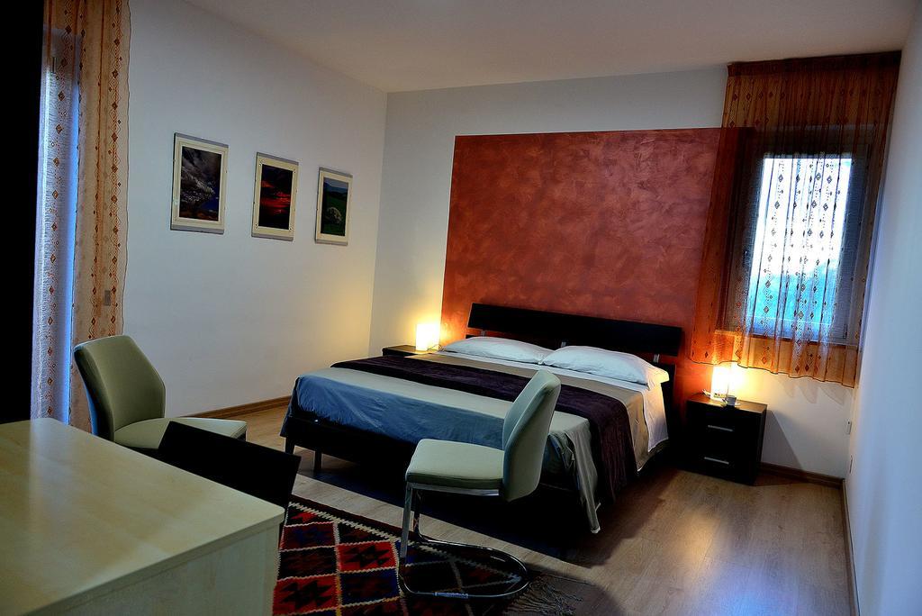 بياتْسا أرمارِنا Il Triclinio B&B المظهر الخارجي الصورة